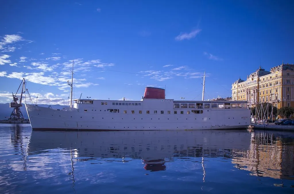 Botel Marina Rijeka